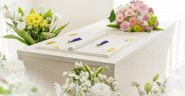 葬儀社の選び方：最初に決めること