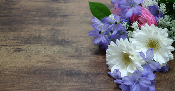 沖縄の旧盆 供え花にタブーはある お仏壇やお墓に供える6つのタブー 供養ギャラリーmemorial