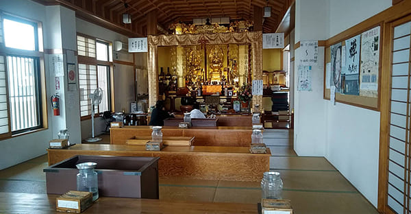 沖縄の寺参り(ティラヌムメー)、拝み処の一例