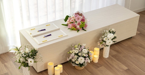 一般葬と家族葬の違い